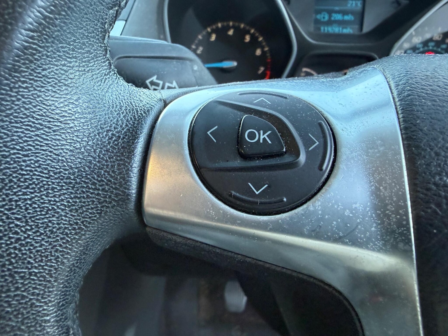Used Ford Focus 2011 for sale - 76188759: Photo 12