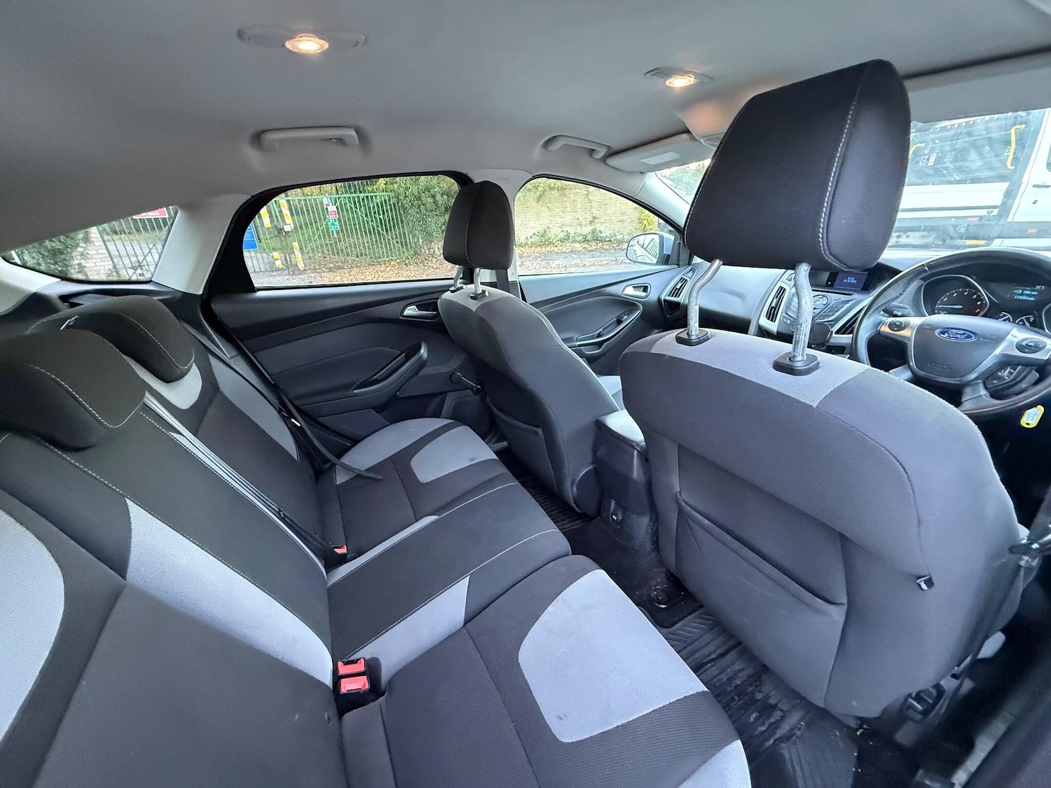 Used Ford Focus 2011 for sale - 76188759: Photo 26