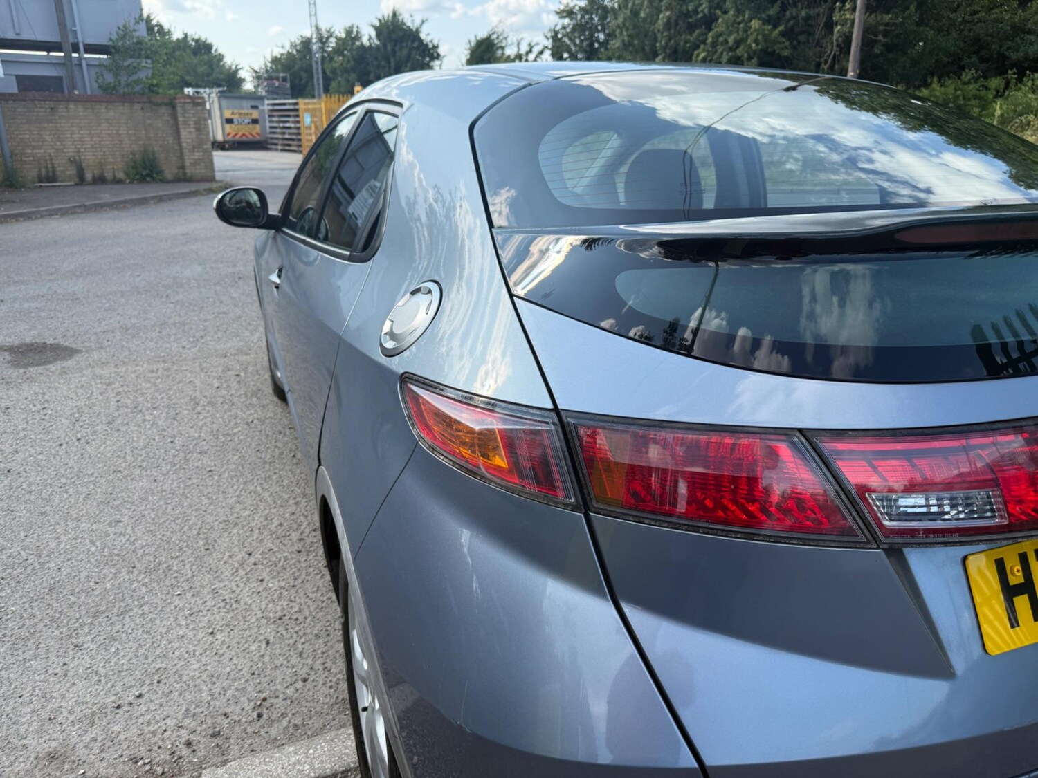 Vehicle 33