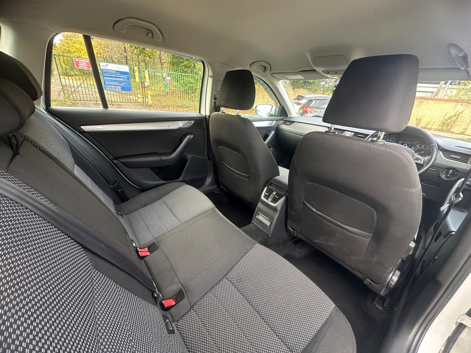 Used Skoda Octavia 2015 for sale - 76377931: Photo 15