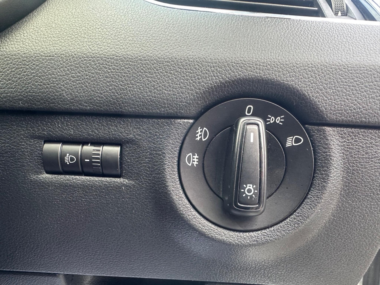 Used Skoda Octavia 2015 for sale - 76377931: Photo 21