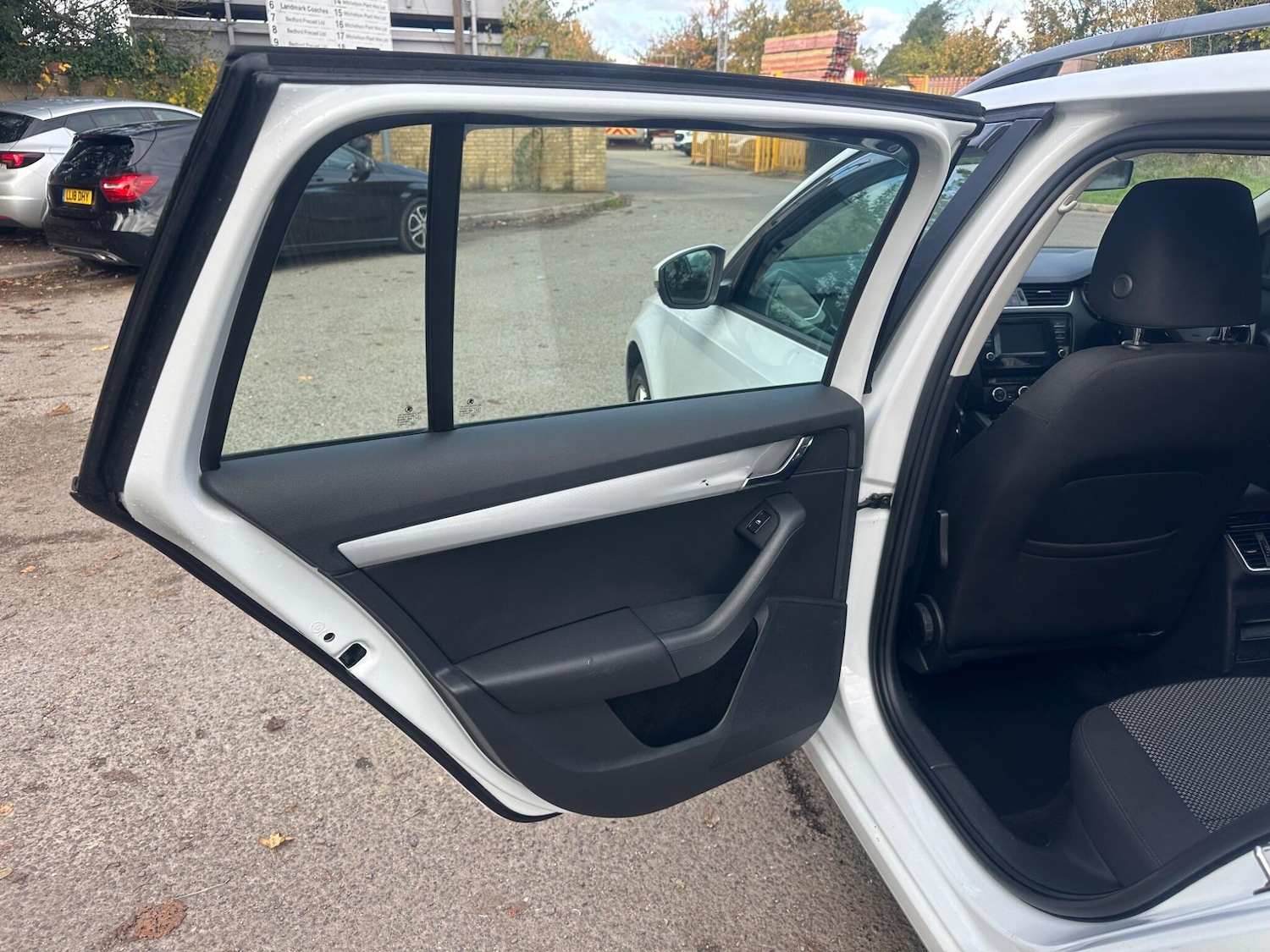 Used Skoda Octavia 2015 for sale - 76377931: Photo 34