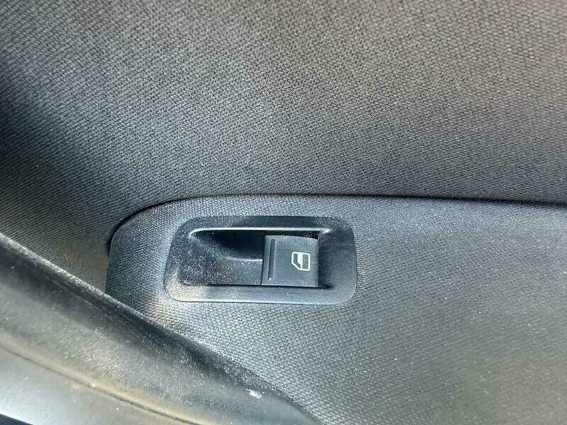 Used Volkswagen Polo 2013 for sale - 76175359: Photo 15