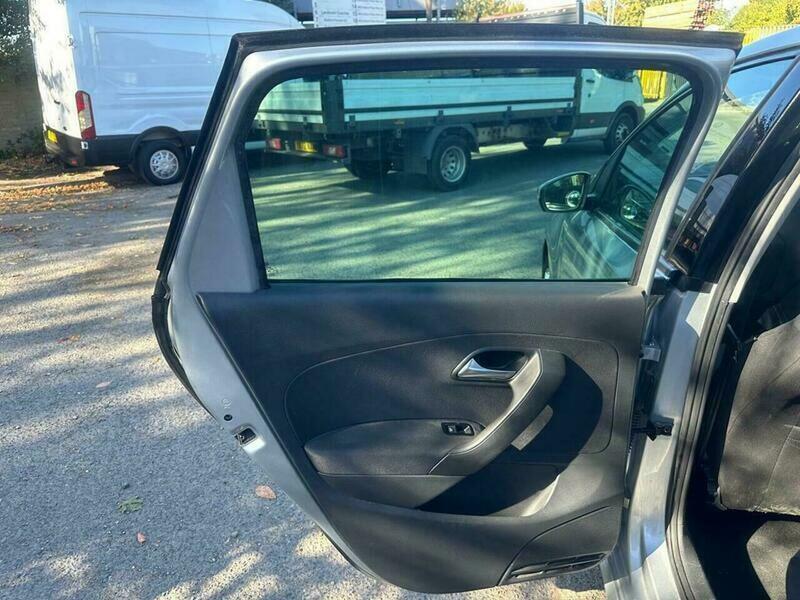 Used Volkswagen Polo 2013 for sale - 76175359: Photo 18