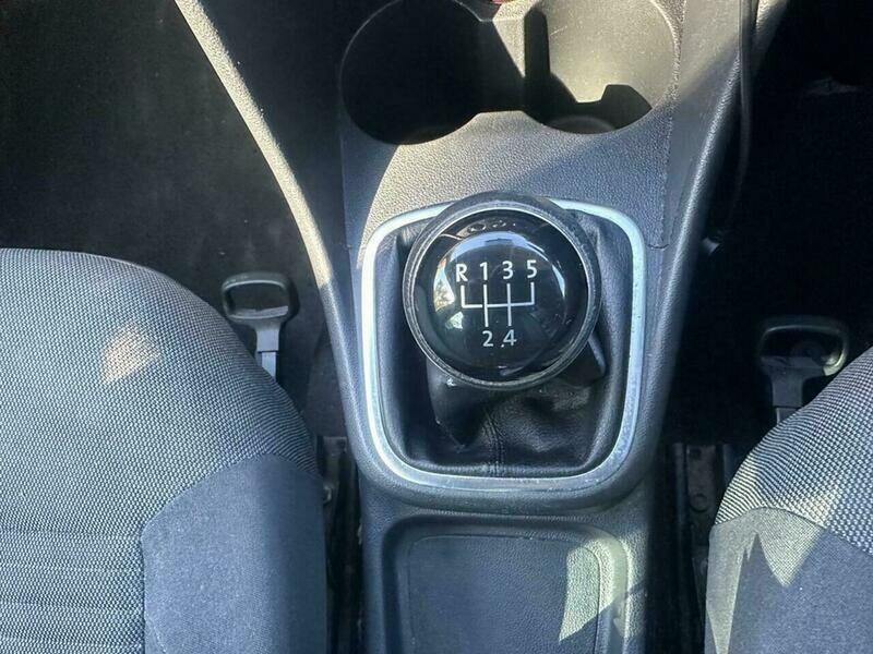 Used Volkswagen Polo 2013 for sale - 76175359: Photo 32