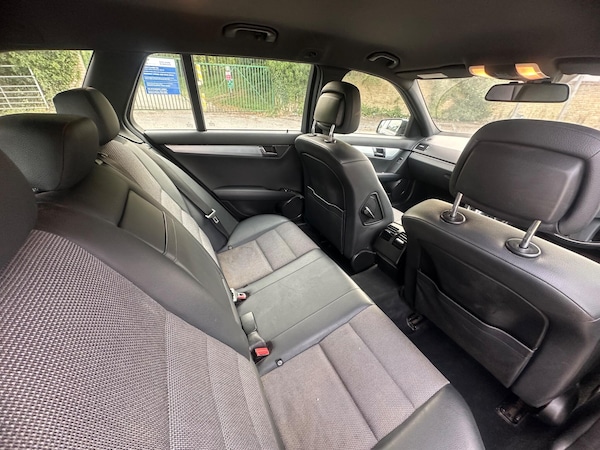 Used Mercedes-Benz C-Class 2011 for sale - 75635569: Photo 19