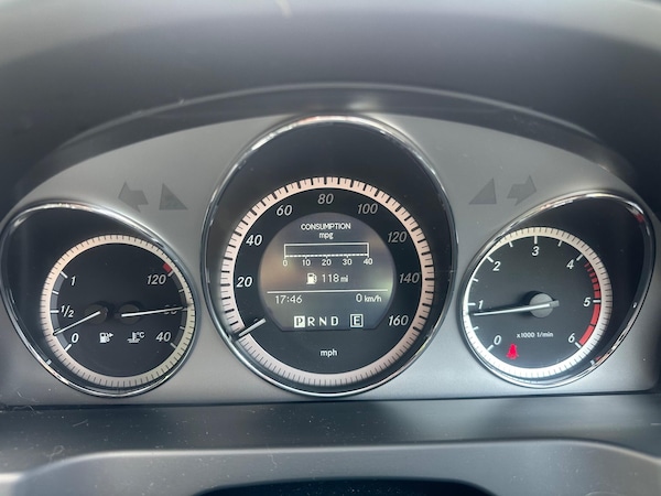 Used Mercedes-Benz C-Class 2011 for sale - 75635569: Photo 32