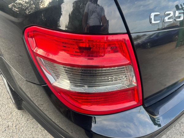 Used Mercedes-Benz C-Class 2011 for sale - 75635569: Photo 42