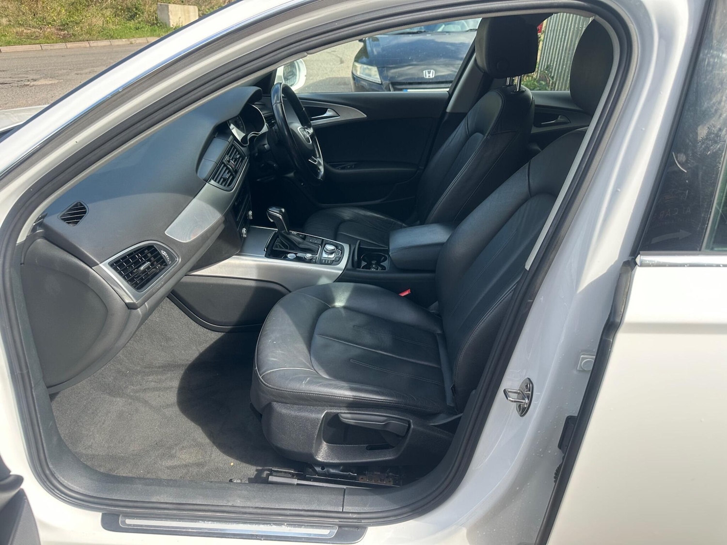 Vehicle 33
