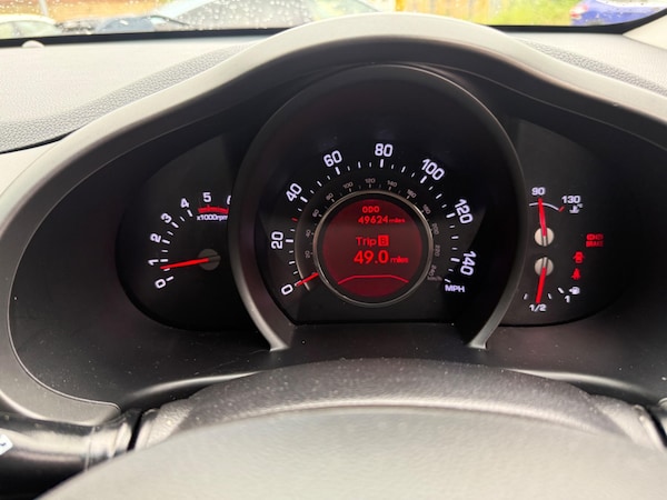 Used Kia Sportage 2011 for sale - 74788979: Photo 17