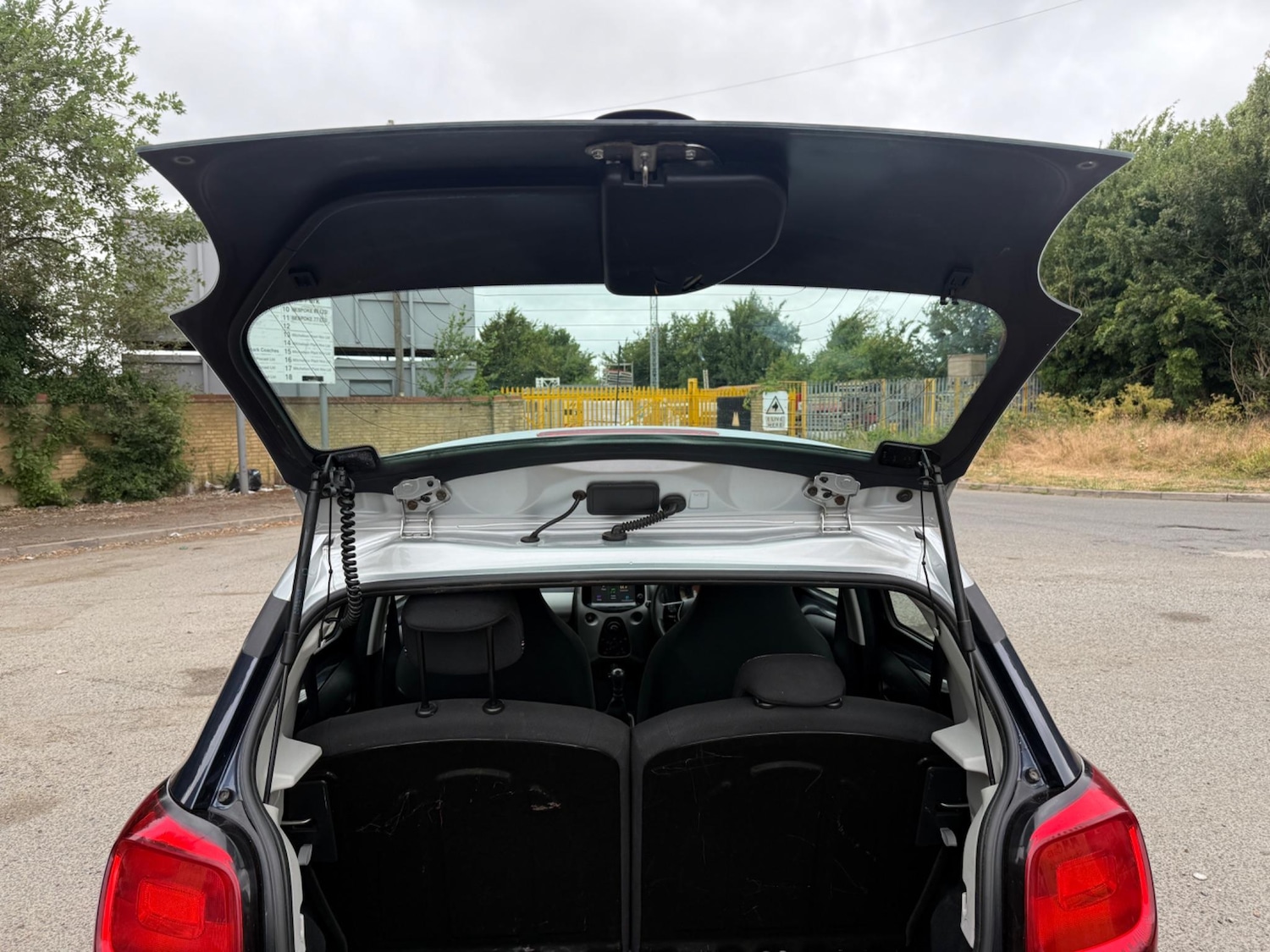 Vehicle 29