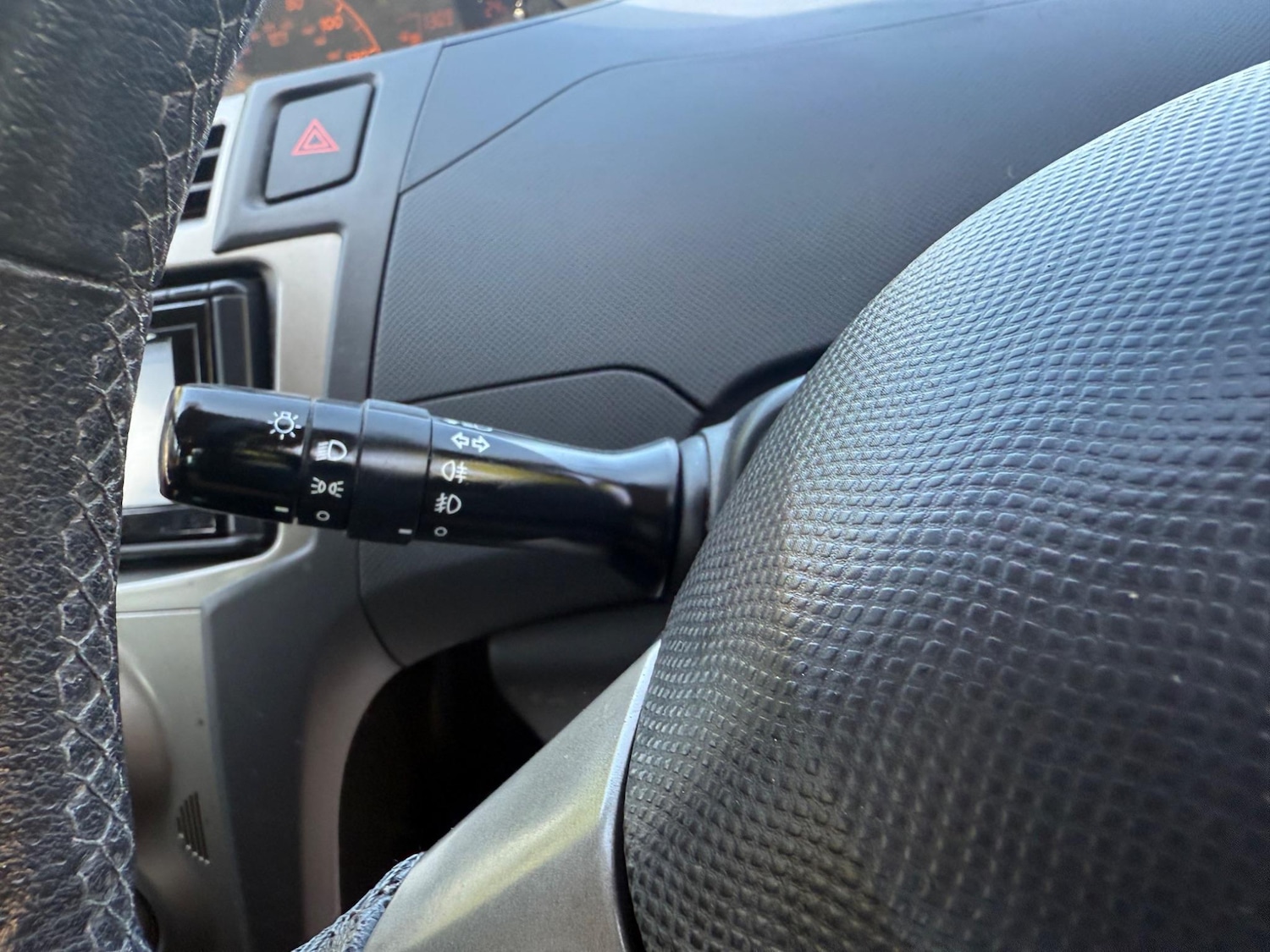 Used Toyota Yaris 2011 for sale - 76457654: Photo 18