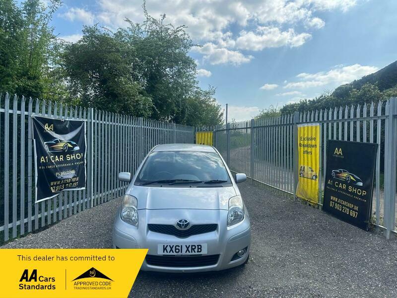 Used Toyota Yaris 2011 for sale - 76457654: Photo 3