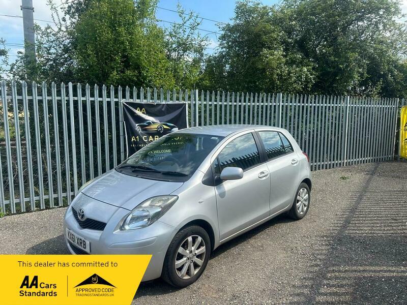 Used Toyota Yaris 2011 for sale - 76457654: Photo 4