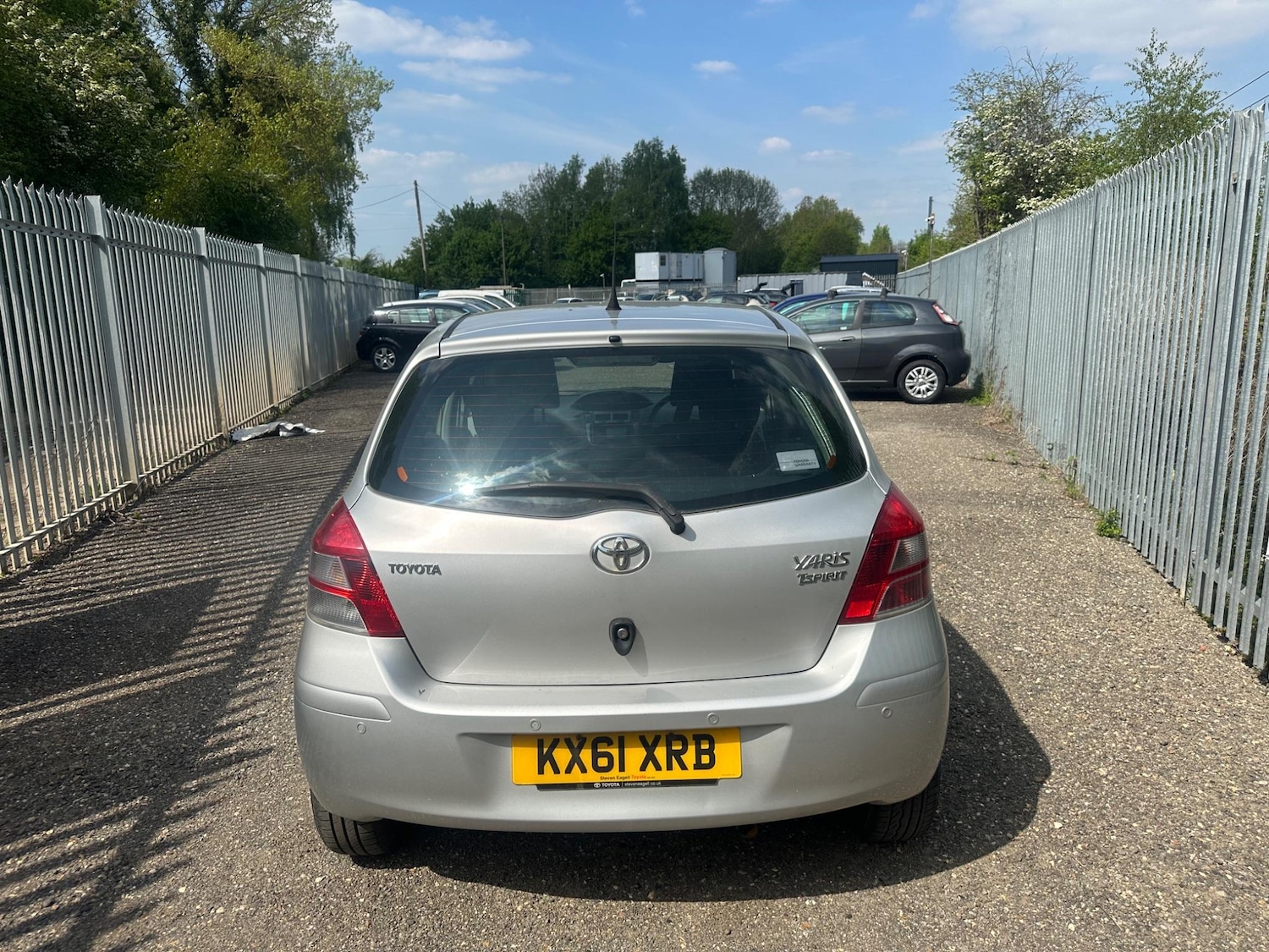 Used Toyota Yaris 2011 for sale - 76457654: Photo 7