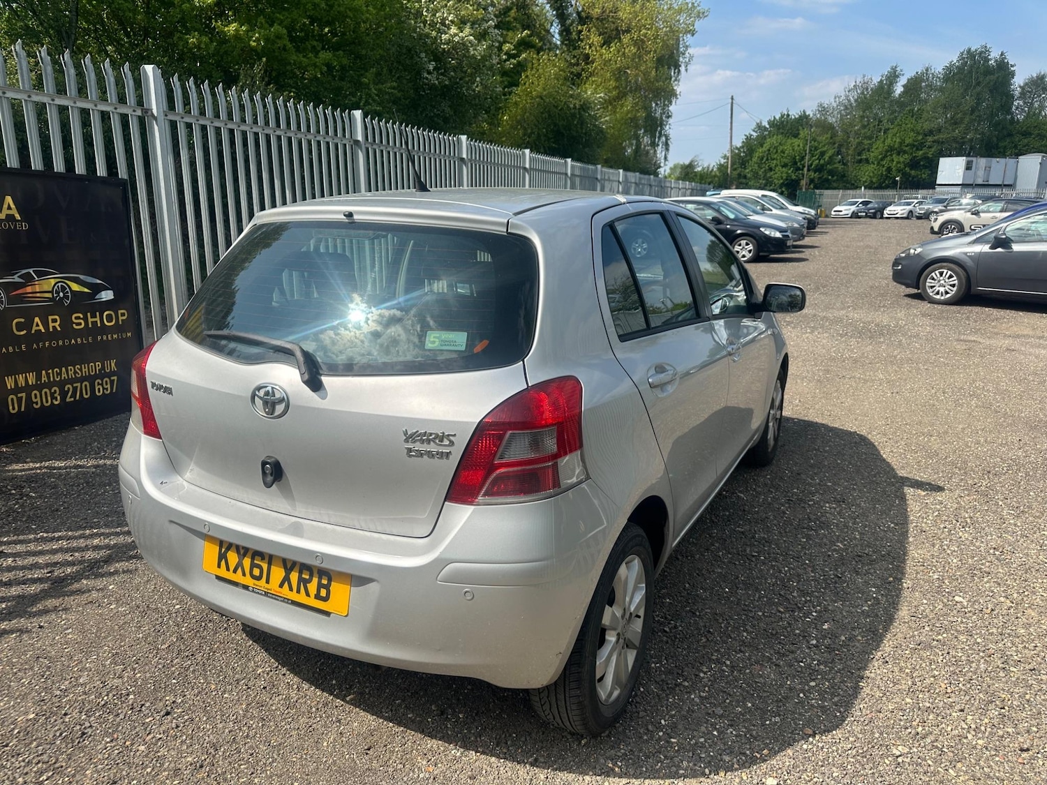 Used Toyota Yaris 2011 for sale - 76457654: Photo 8