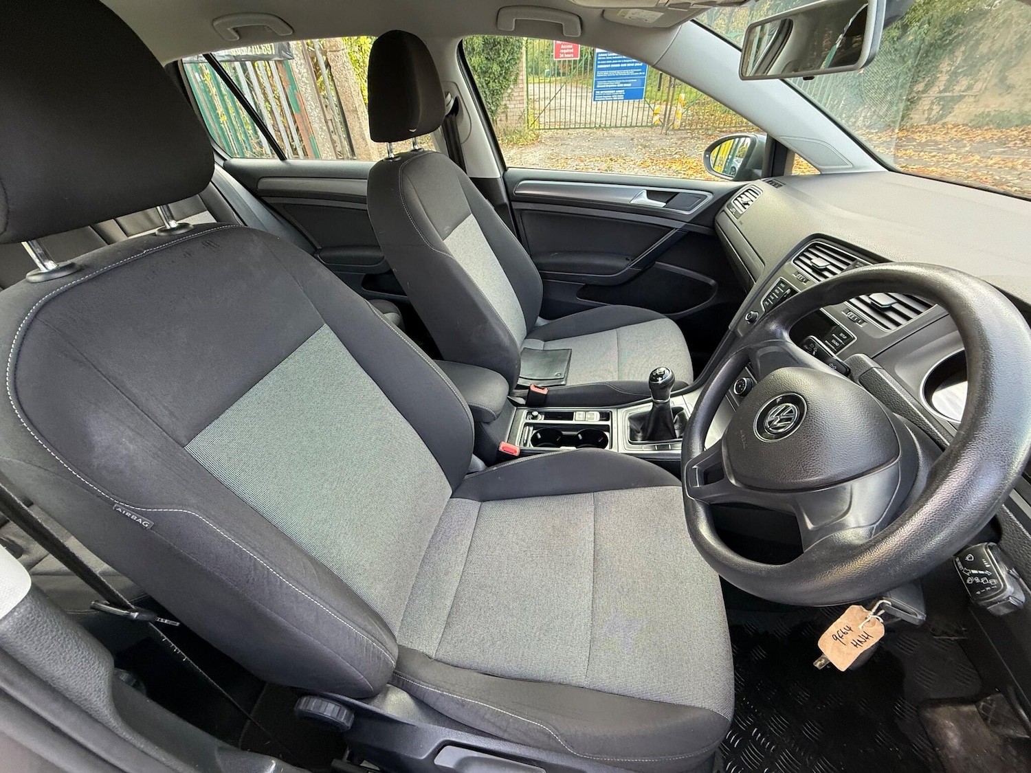 Used Volkswagen Golf 2014 for sale - 76175563: Photo 11