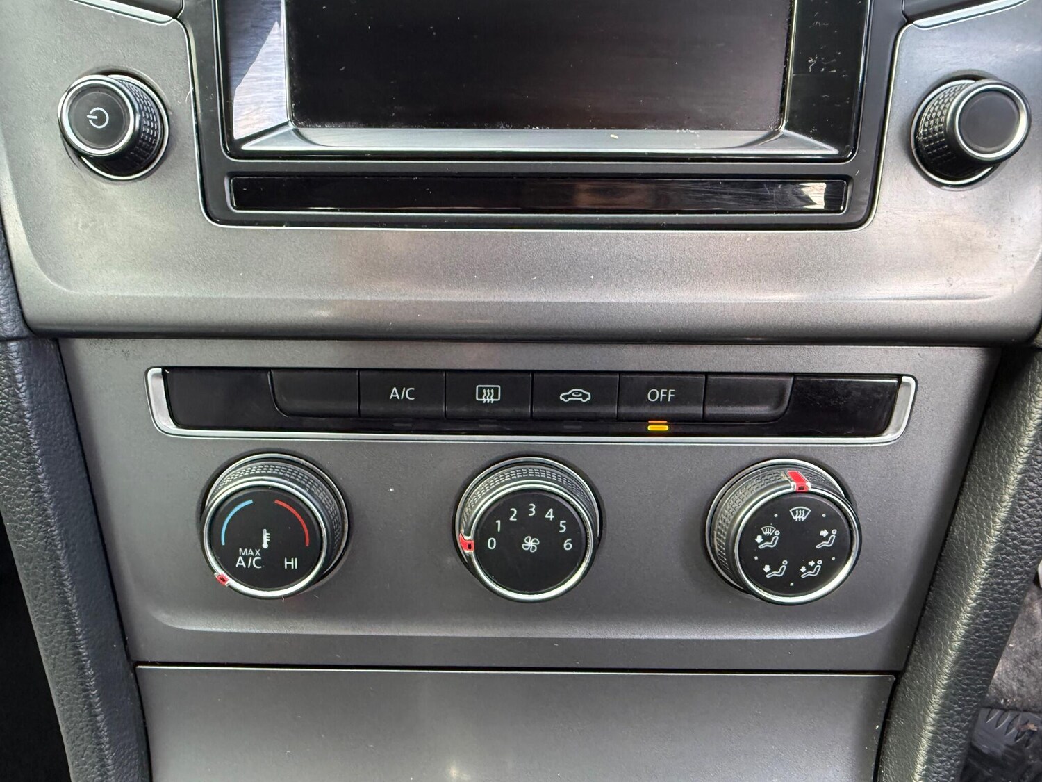 Used Volkswagen Golf 2014 for sale - 76175563: Photo 16