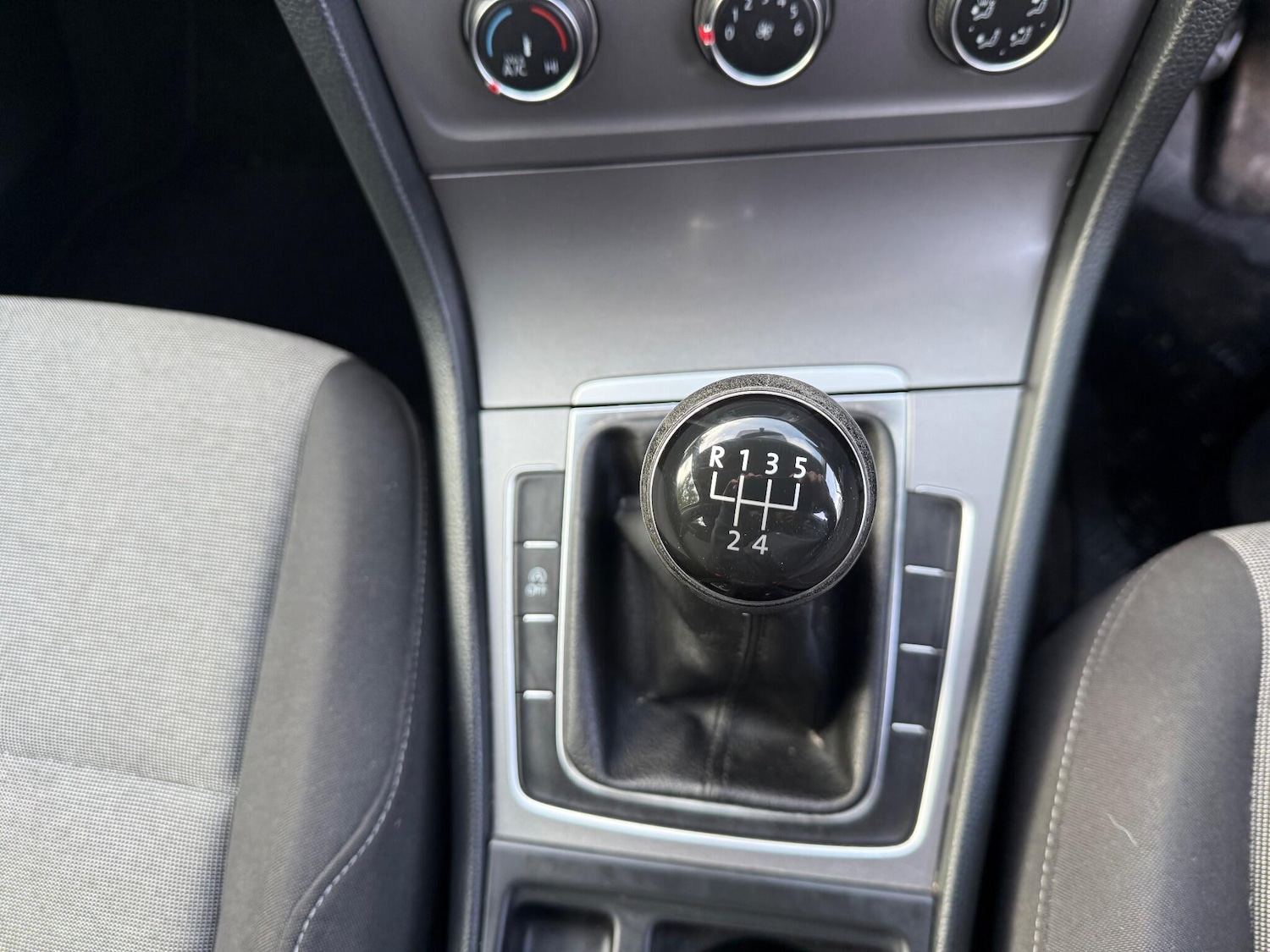 Used Volkswagen Golf 2014 for sale - 76175563: Photo 21