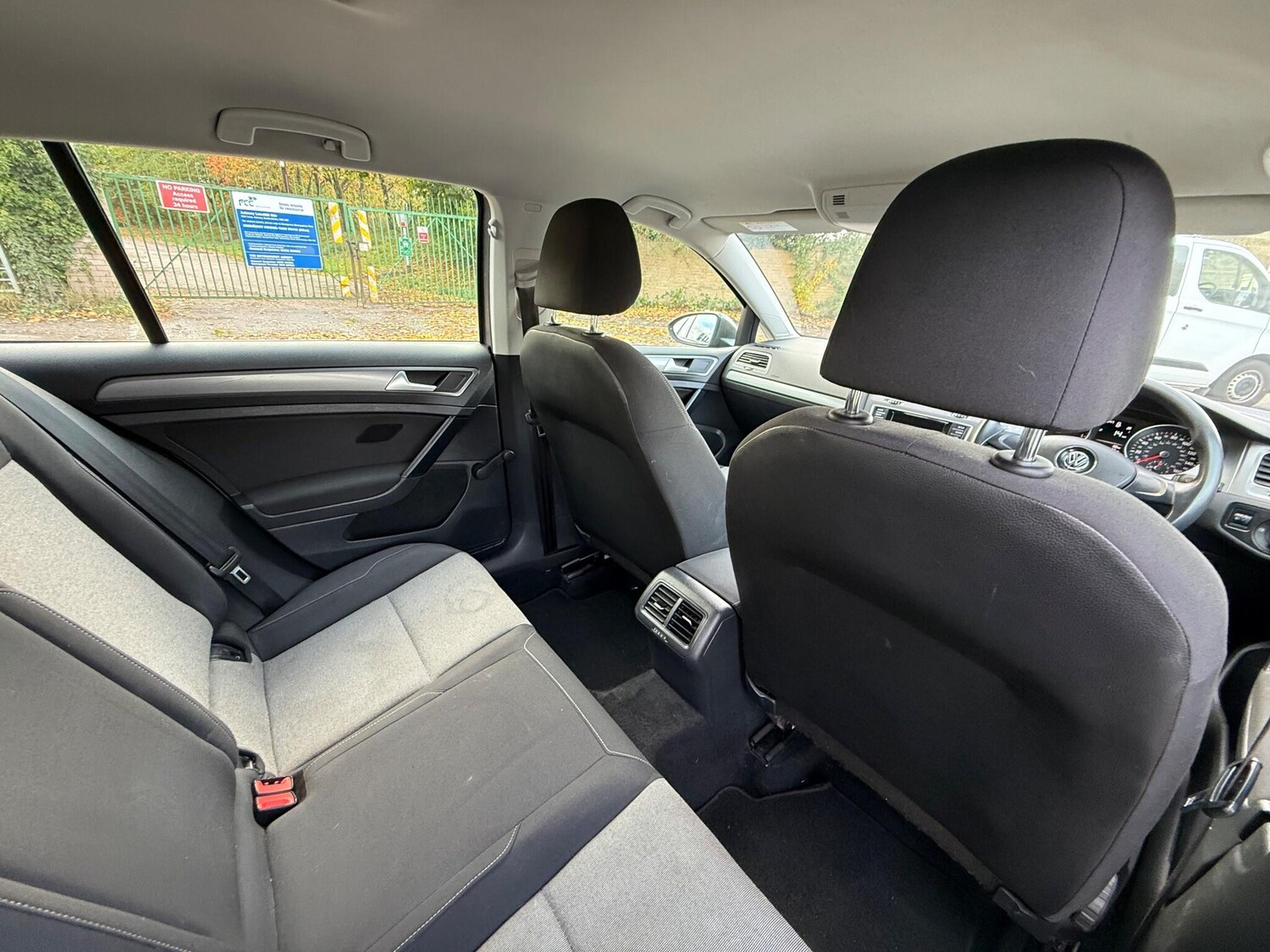 Used Volkswagen Golf 2014 for sale - 76175563: Photo 24