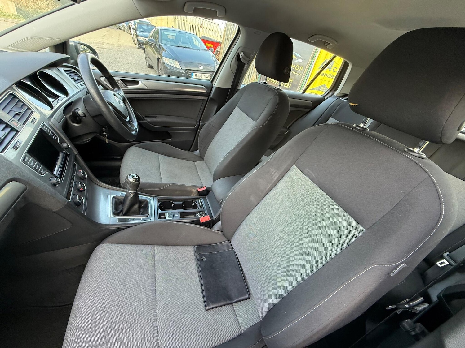 Used Volkswagen Golf 2014 for sale - 76175563: Photo 28