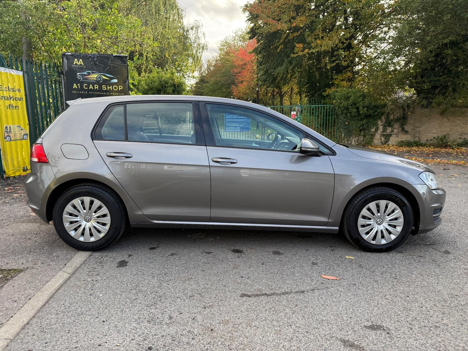 Used Volkswagen Golf 2014 for sale - 76175563: Photo 8