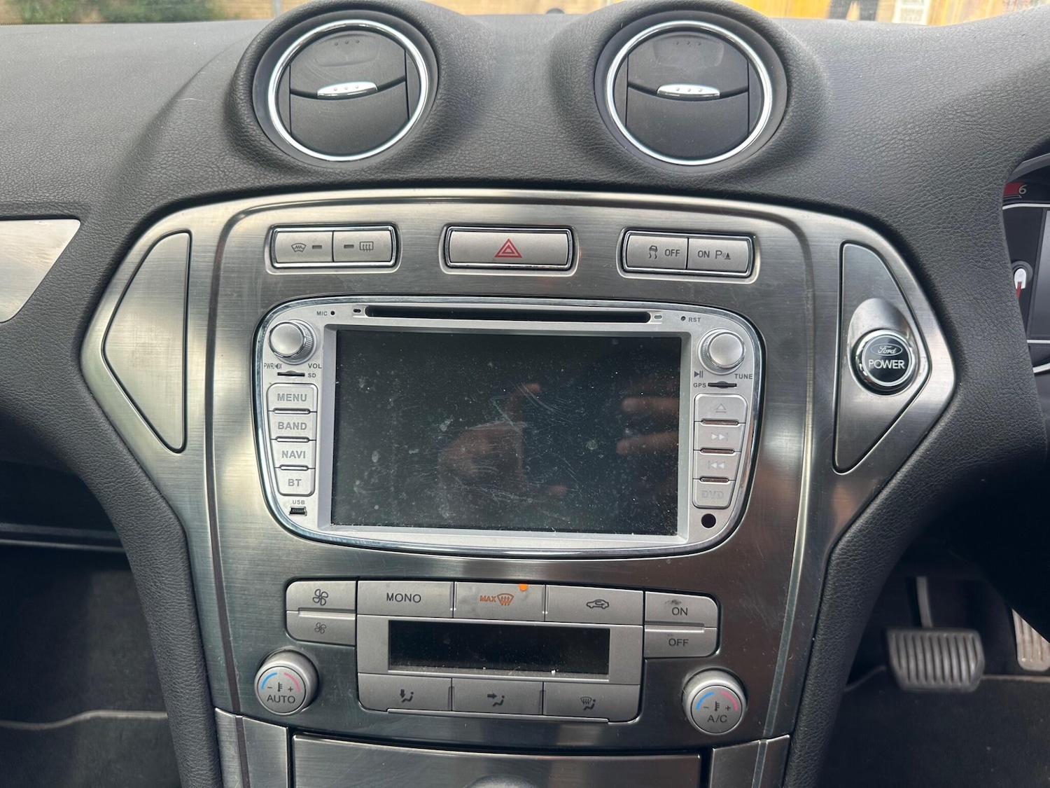 Vehicle 28