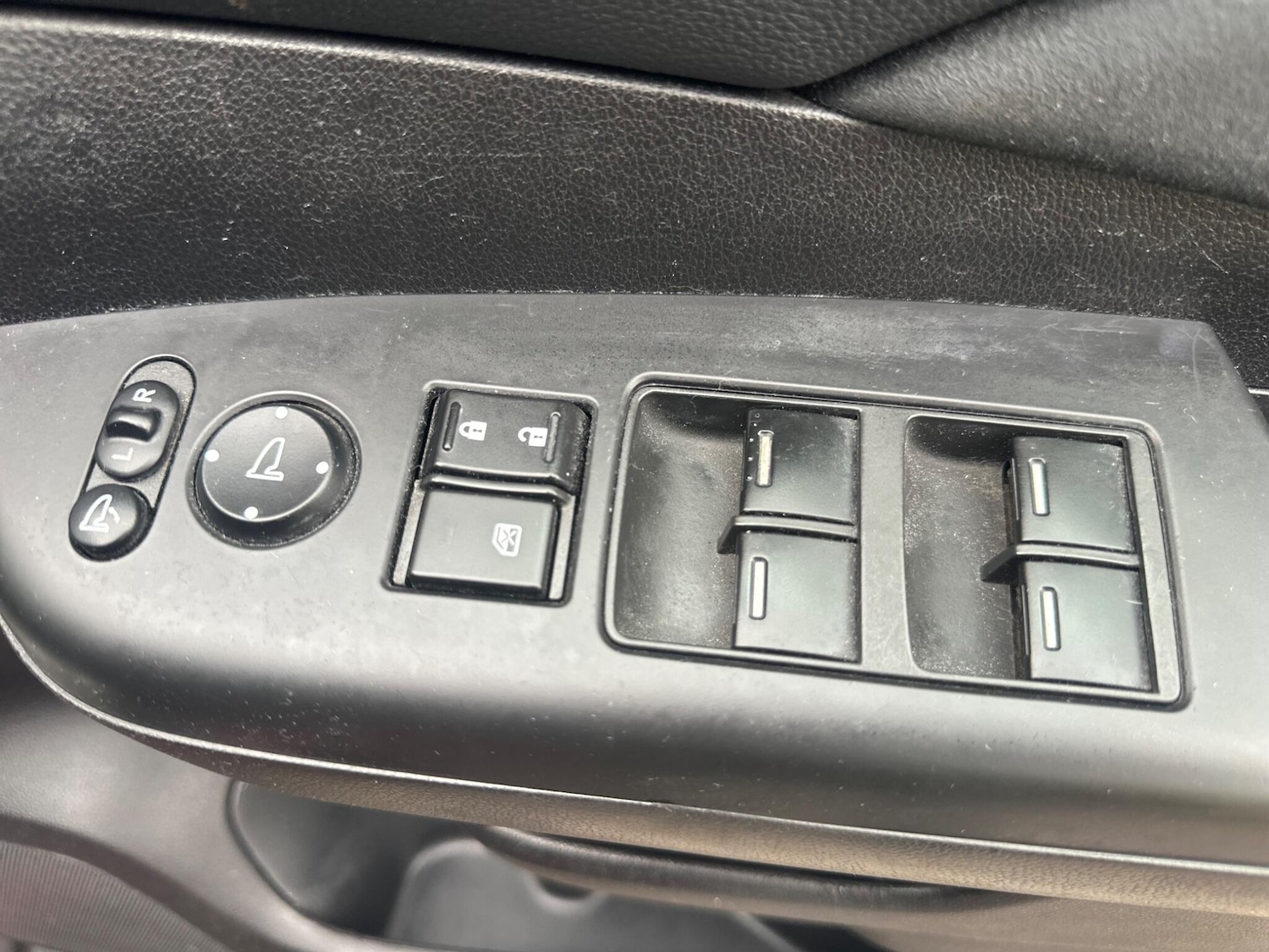 Used Honda CR-V 2014 for sale - 76361208: Photo 19