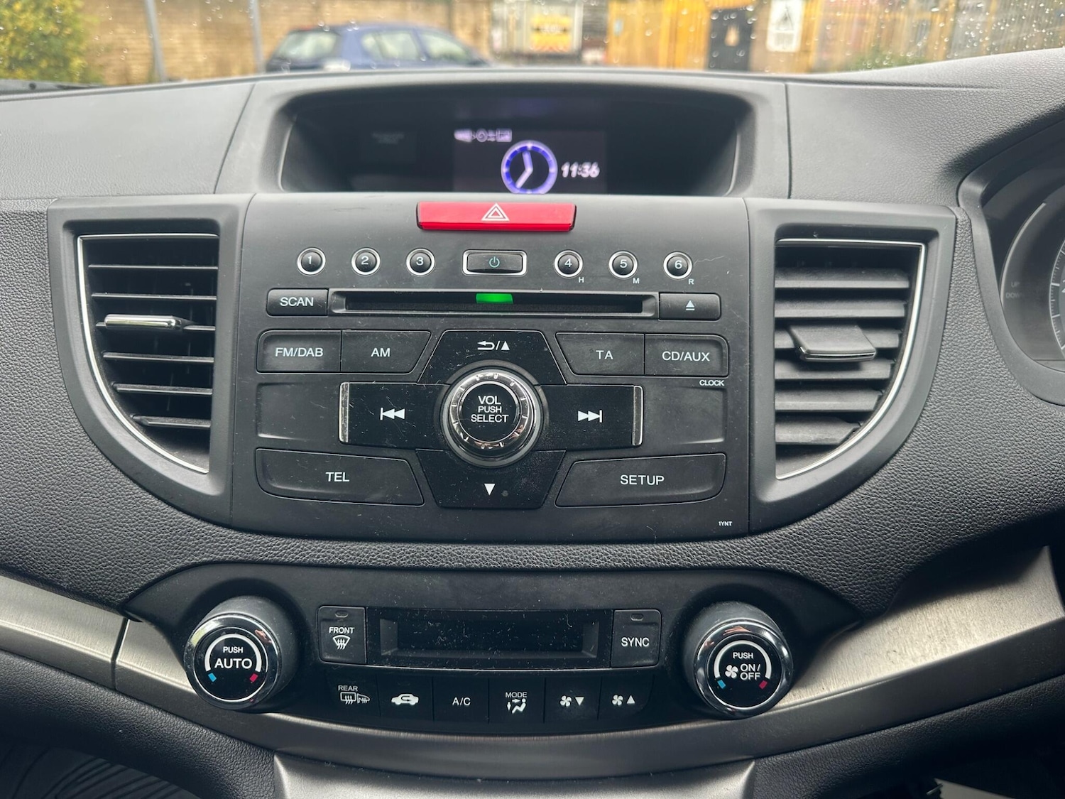 Used Honda CR-V 2014 for sale - 76361208: Photo 46