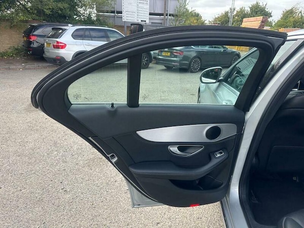 Used Mercedes-Benz C-Class 2015 for sale - 75645754: Photo 26