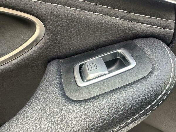 Used Mercedes-Benz C-Class 2015 for sale - 75645754: Photo 33