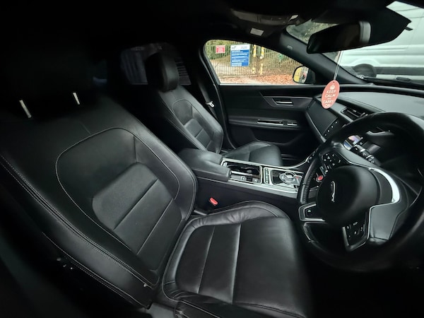 Used Jaguar XF 2015 for sale - 76284281: Photo 14