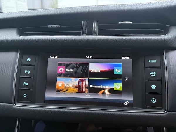 Used Jaguar XF 2015 for sale - 76284281: Photo 15