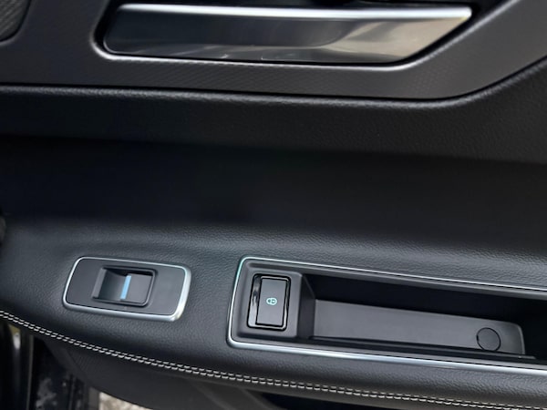 Used Jaguar XF 2015 for sale - 76284281: Photo 21