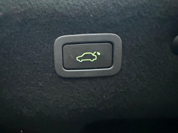 Used Jaguar XF 2015 for sale - 76284281: Photo 28