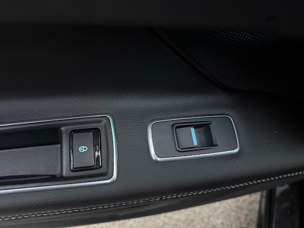Used Jaguar XF 2015 for sale - 76284281: Photo 33
