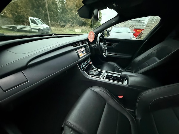 Used Jaguar XF 2015 for sale - 76284281: Photo 38