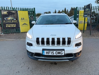 Used Jeep Cherokee 2015 for sale - 75858179: Photo
