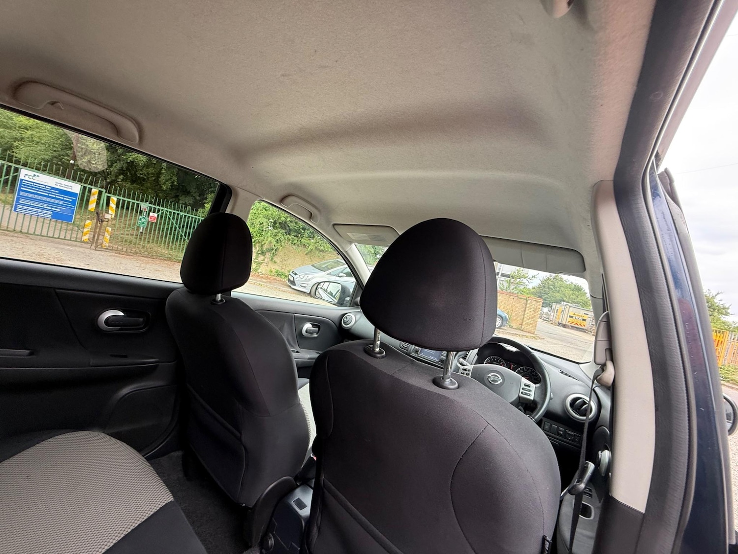 Vehicle 28