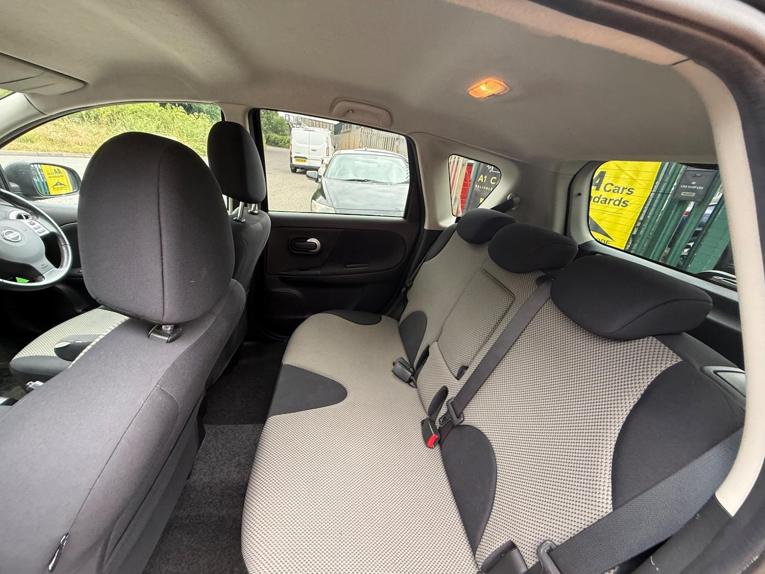 Vehicle 29