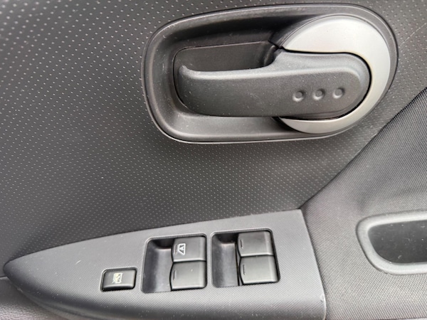 Used Nissan Note 2011 for sale - 75030902: Photo 8