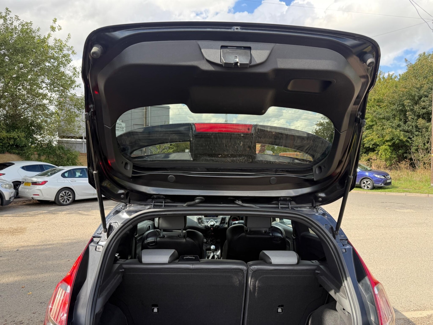 Vehicle 25