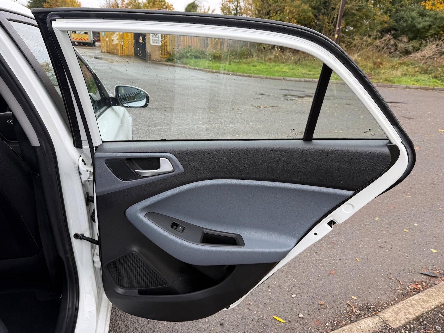 Used Hyundai i20 2016 for sale - 76361247: Photo 24