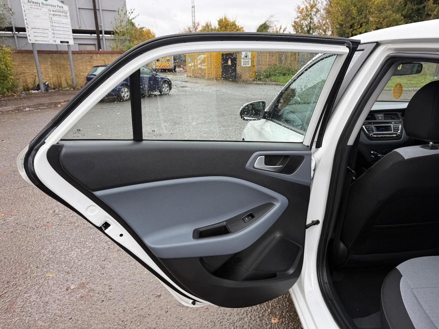 Used Hyundai i20 2016 for sale - 76361247: Photo 26