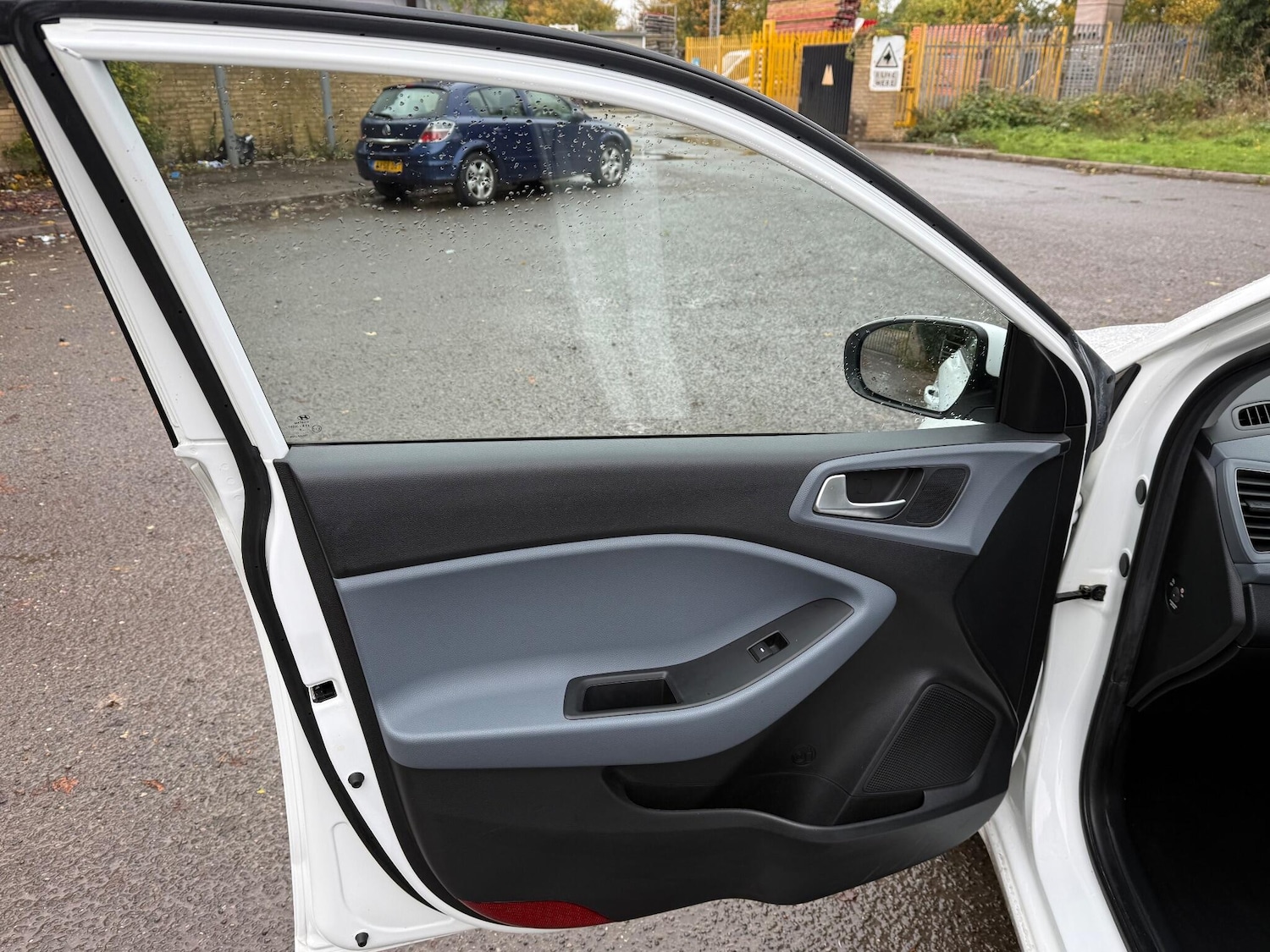 Used Hyundai i20 2016 for sale - 76361247: Photo 29