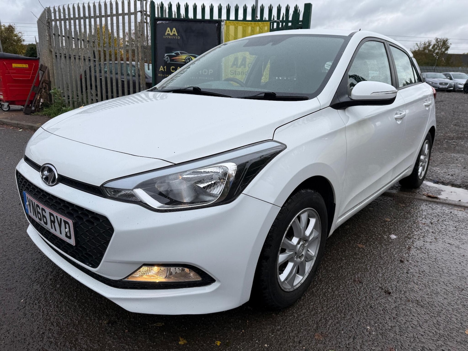 Used Hyundai i20 2016 for sale - 76361247: Photo 3