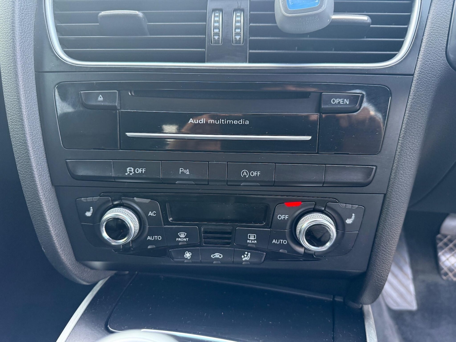 Vehicle 22