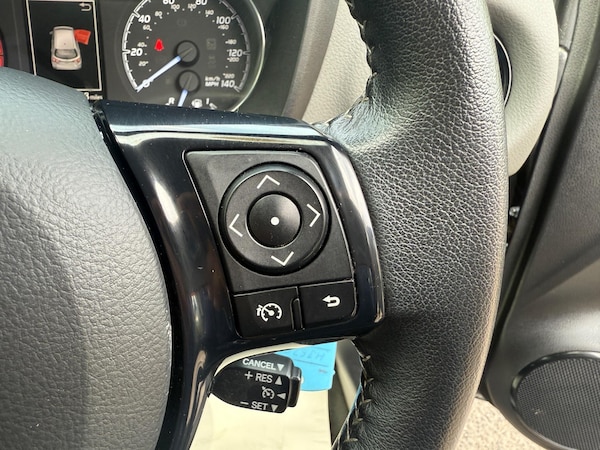 Used Toyota Yaris 2017 for sale - 76013801: Photo 19