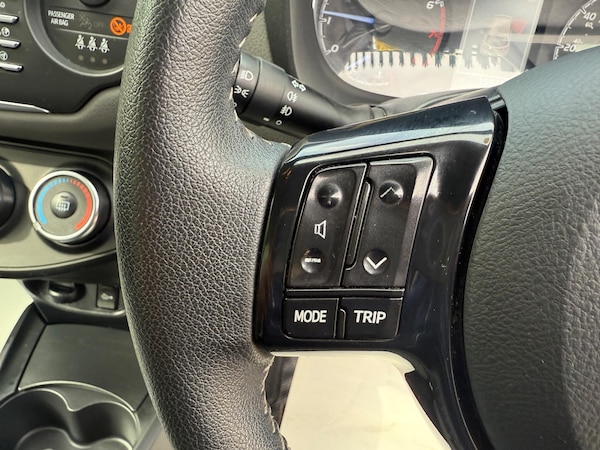 Used Toyota Yaris 2017 for sale - 76013801: Photo 20