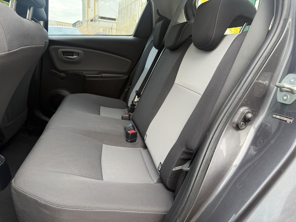 Used Toyota Yaris 2017 for sale - 76013801: Photo 39